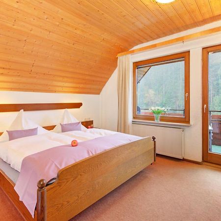 Decker'S Bio Hotel Zum Lamm Baiersbronn Εξωτερικό φωτογραφία