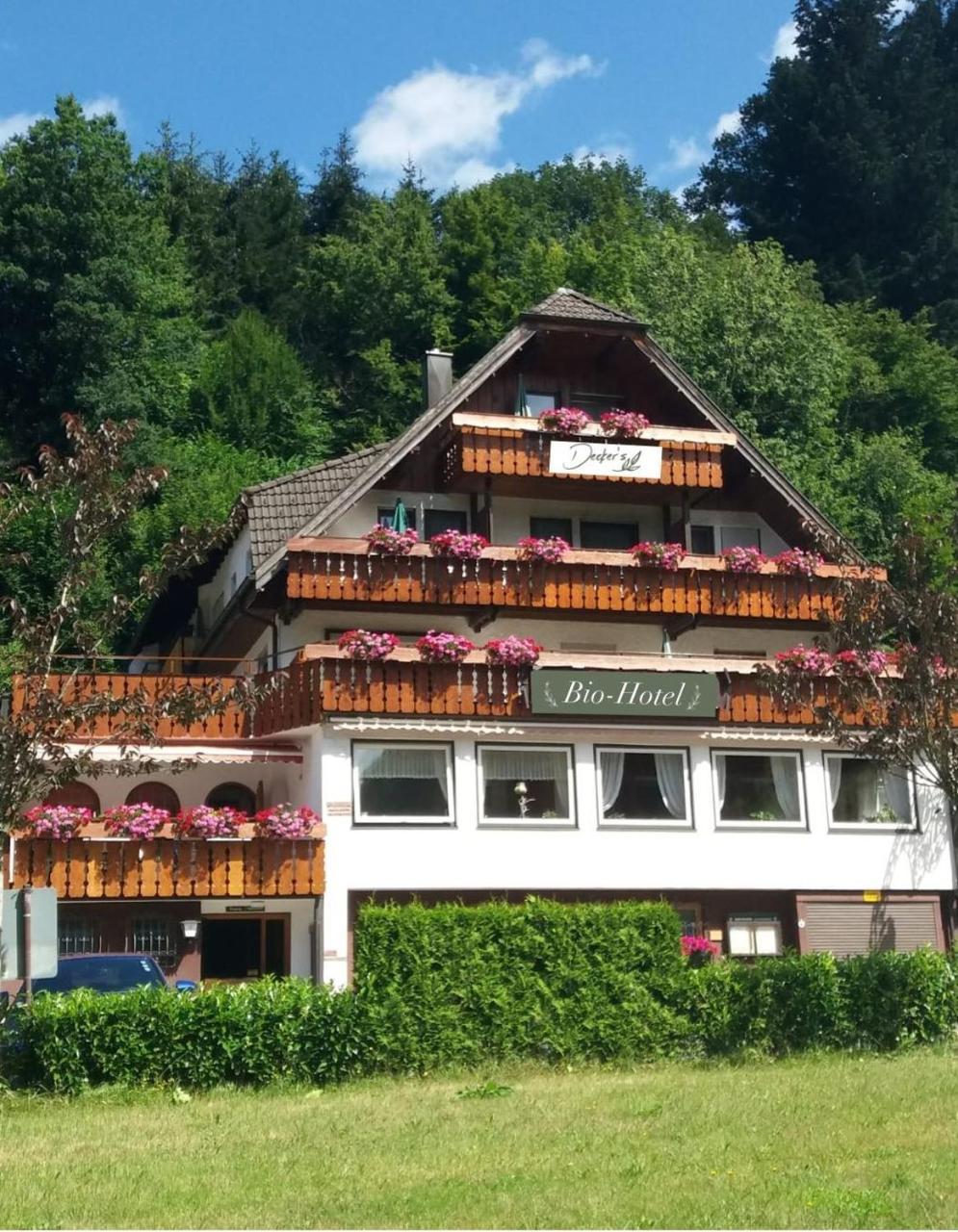 Decker'S Bio Hotel Zum Lamm Baiersbronn Εξωτερικό φωτογραφία